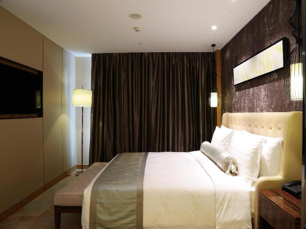 Lia Beijing Hotel Buitenkant foto
